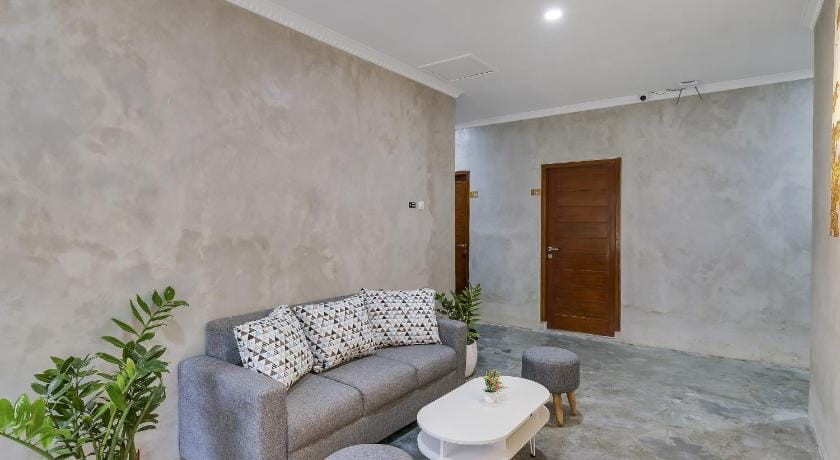 Capital O 90983 Harmony Easy Stay Hotel in Special Region of Yogyakarta