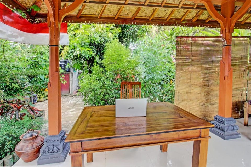 OYO 91965 Swan Homestay Hotel in West Nusa Tenggara, Indonesia