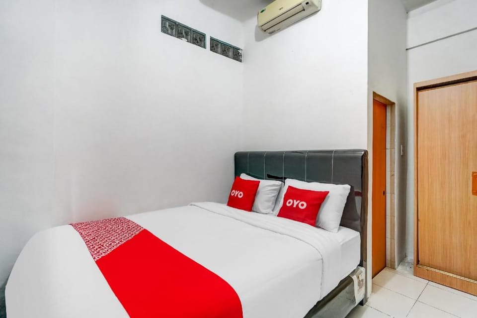 Hotel O Wilson HomestayNearRSU Bunda Thamrin Hotel in Indonesia