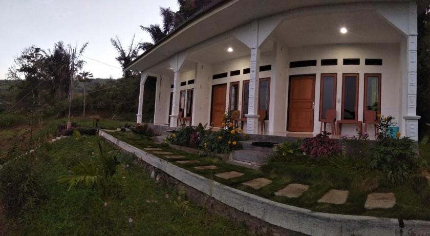 Filomena Lodge Bed and Breakfast in Indonesia