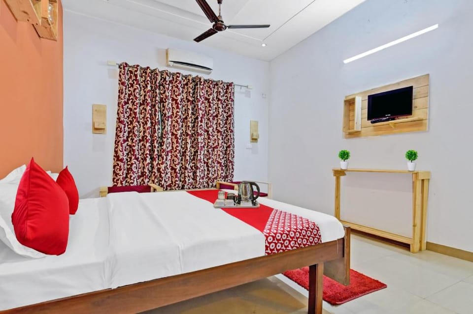 Hotel O Divine Hotel in Punjab, India
