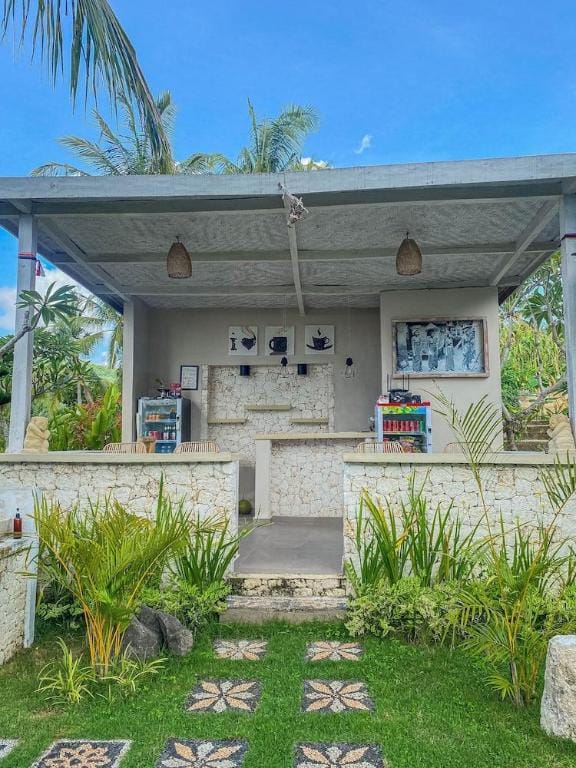 Gapul pinpilinPauxa Bed and Breakfast in Nusapenida