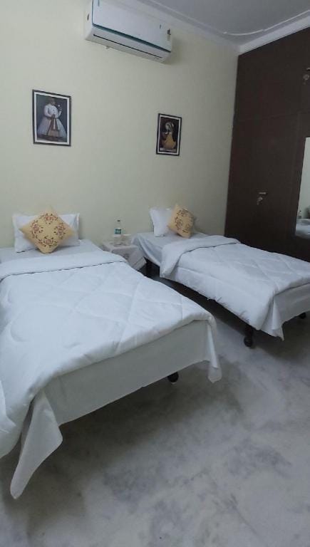 Experience your stay at Heritage homestay-Jag Stay Vacation rental in Udaipur