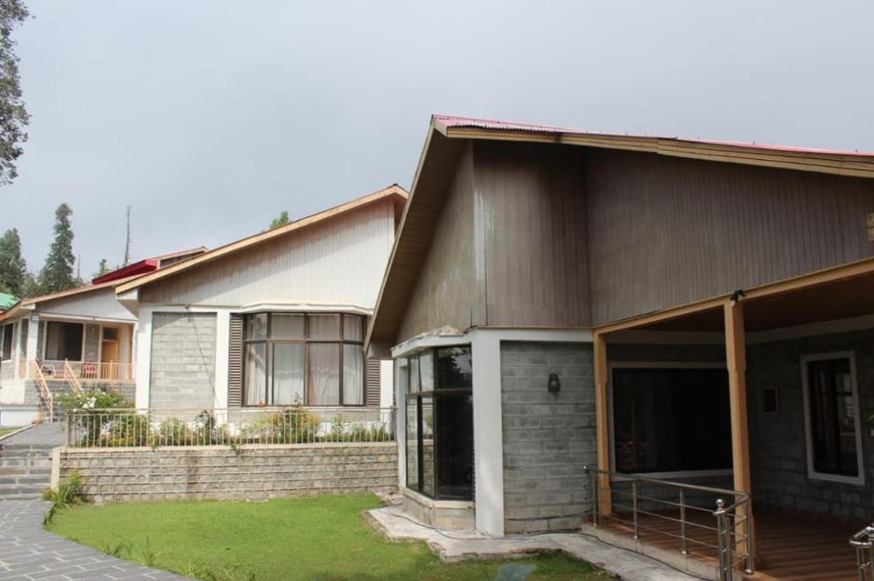 Blue Pine Retreat Apartment in Pakistan