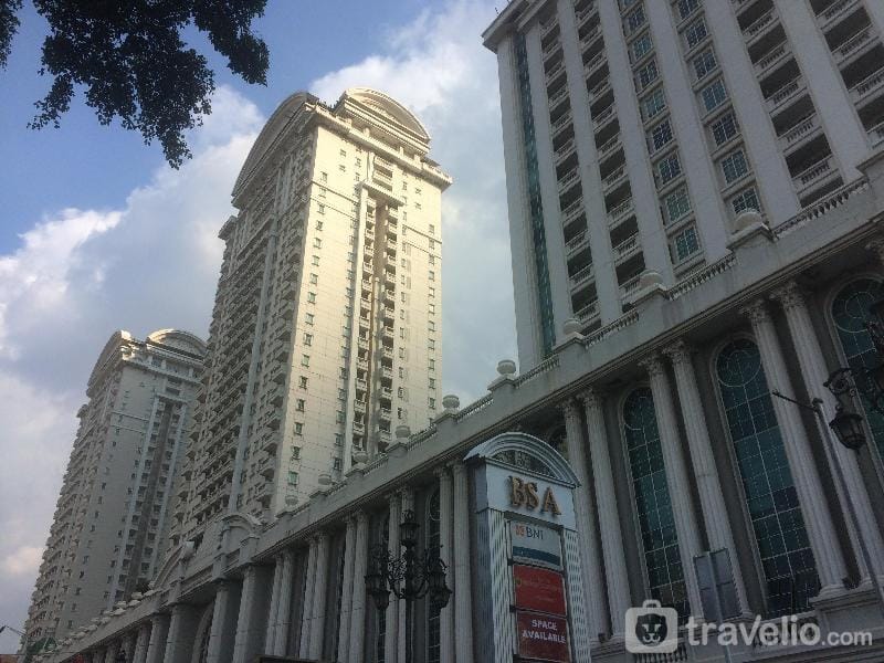 Cozy Living 1BR The Bellezza Apartment By Travelio Apartment in South Jakarta City