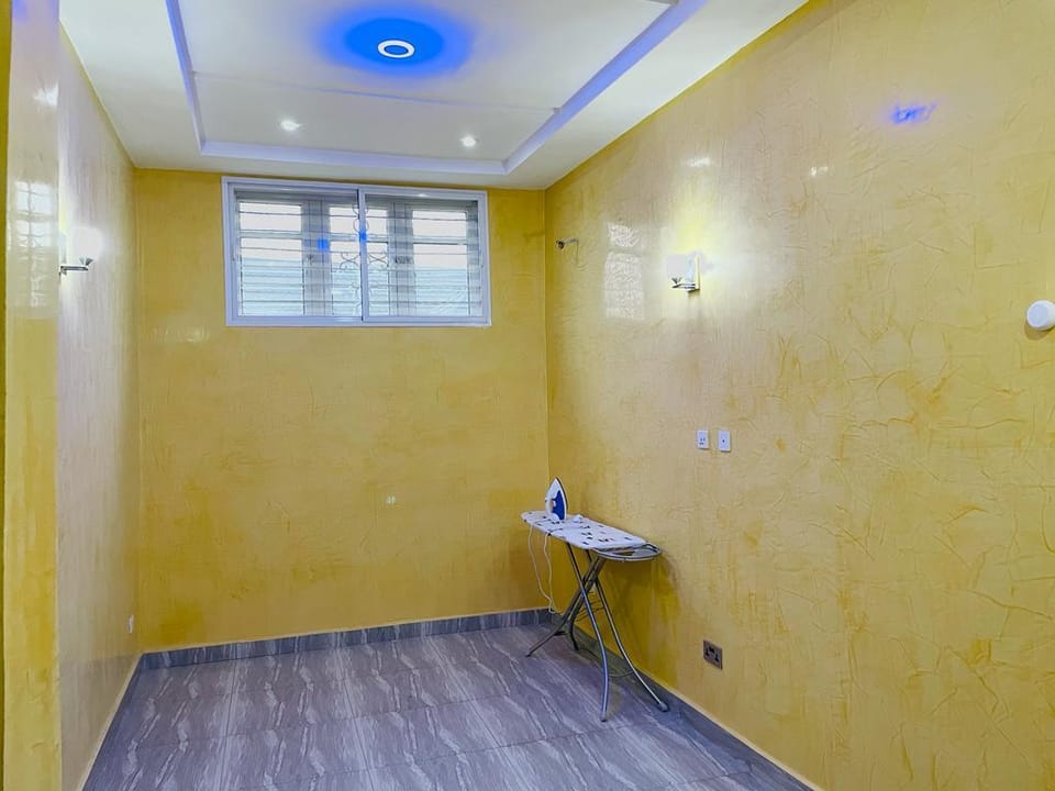 Norahsplace_shortlets Apartment in Abuja