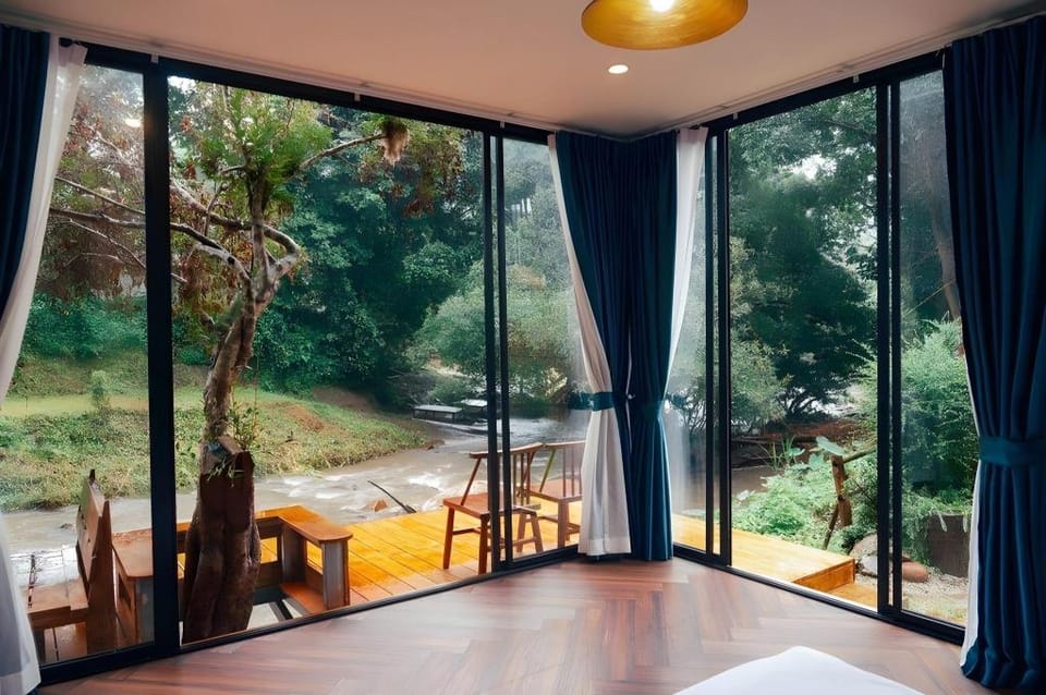 3 Pok Maewang jinxiang Gold elephant park Resort in Thailand