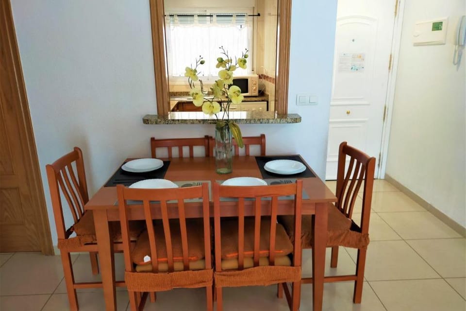 ACV - Vistamar II-1ª linea planta 9 sur Apartment in Valencian Community