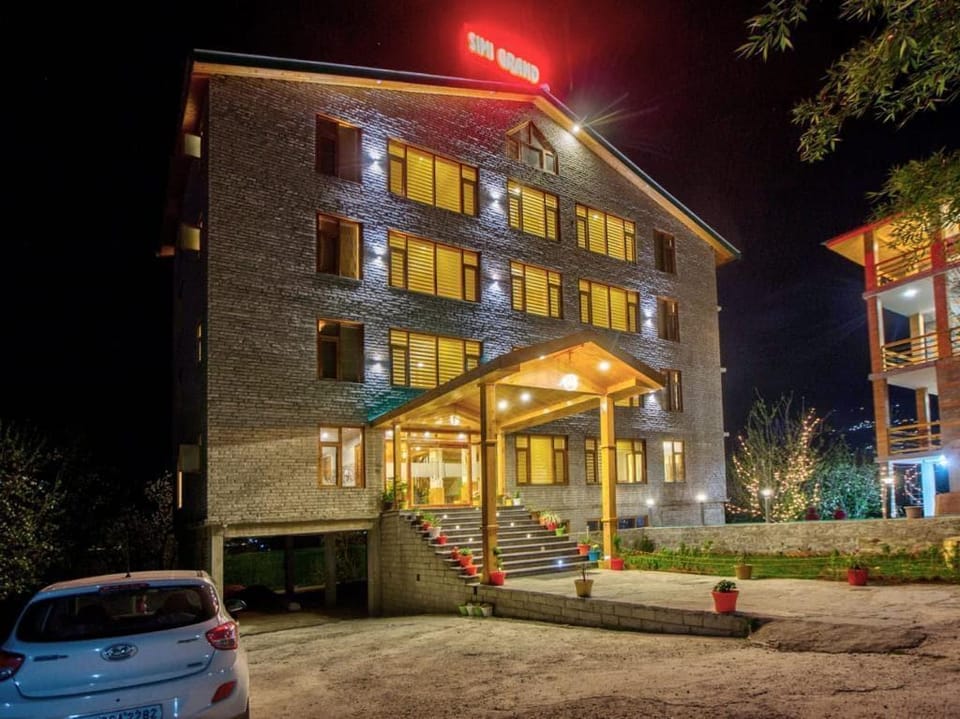 SIMI GRAND BOUTIQUE HOTEL Hotel in Himachal Pradesh