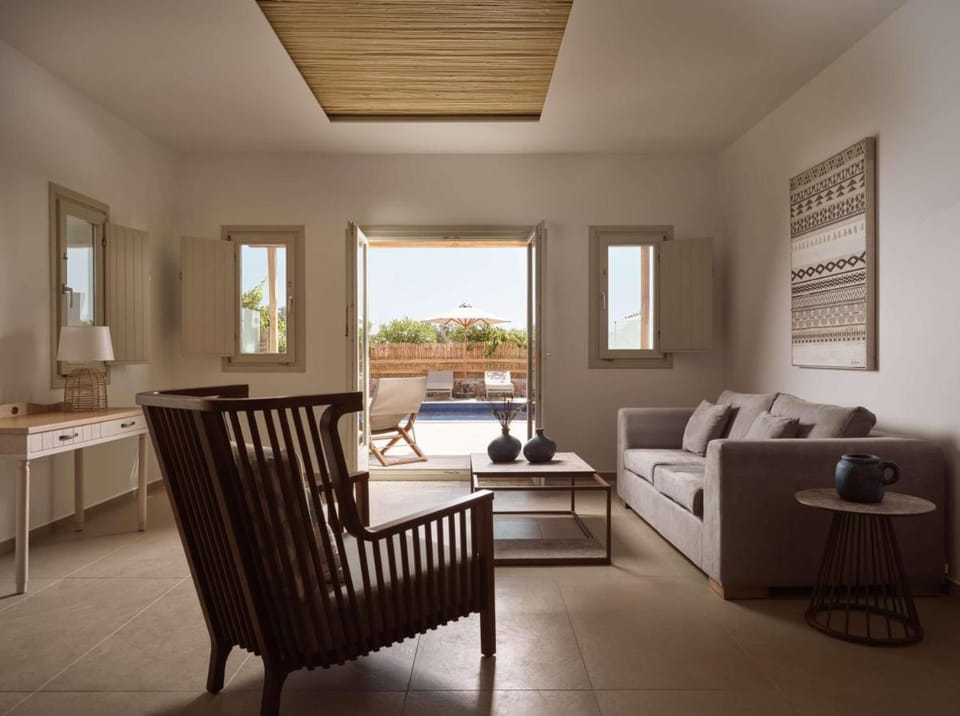 Sea Breeze Santorini Beach Resort, Curio by Hilton Resort in Santorini
