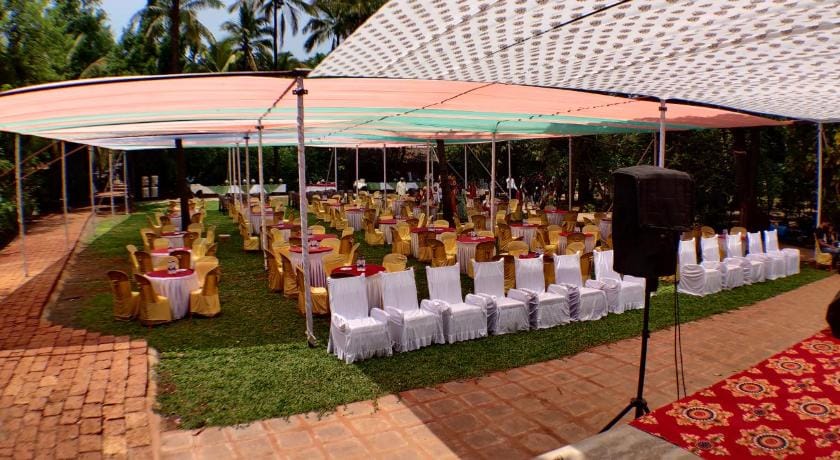 orchard resort Hotel in Karnataka