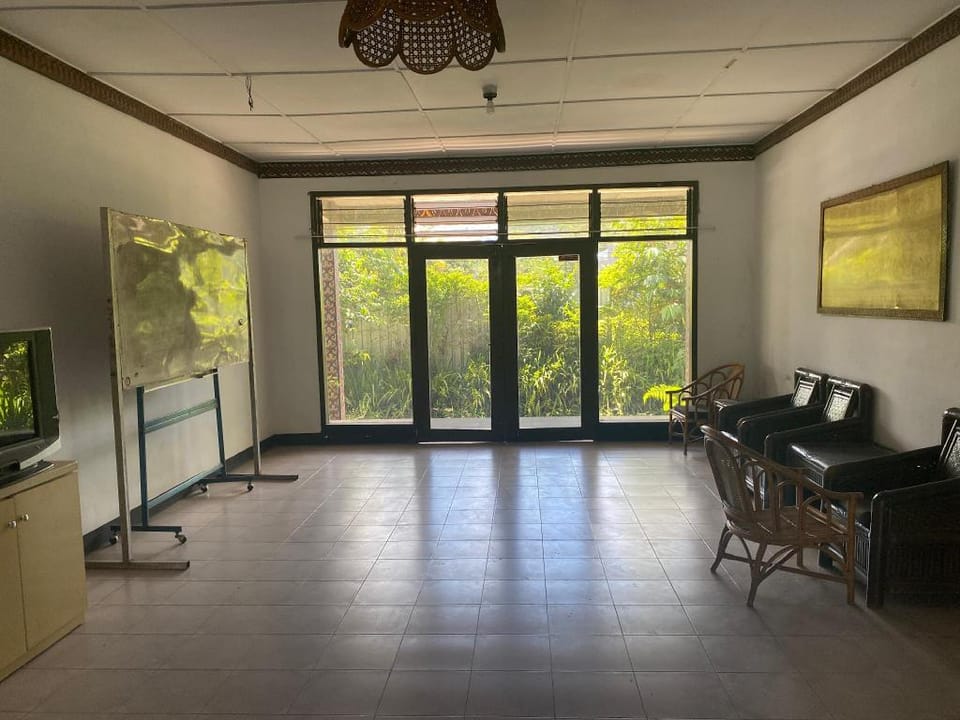 Hotel O Rantepao Lodge Near Patung Tedong Bonga Hotel in Indonesia