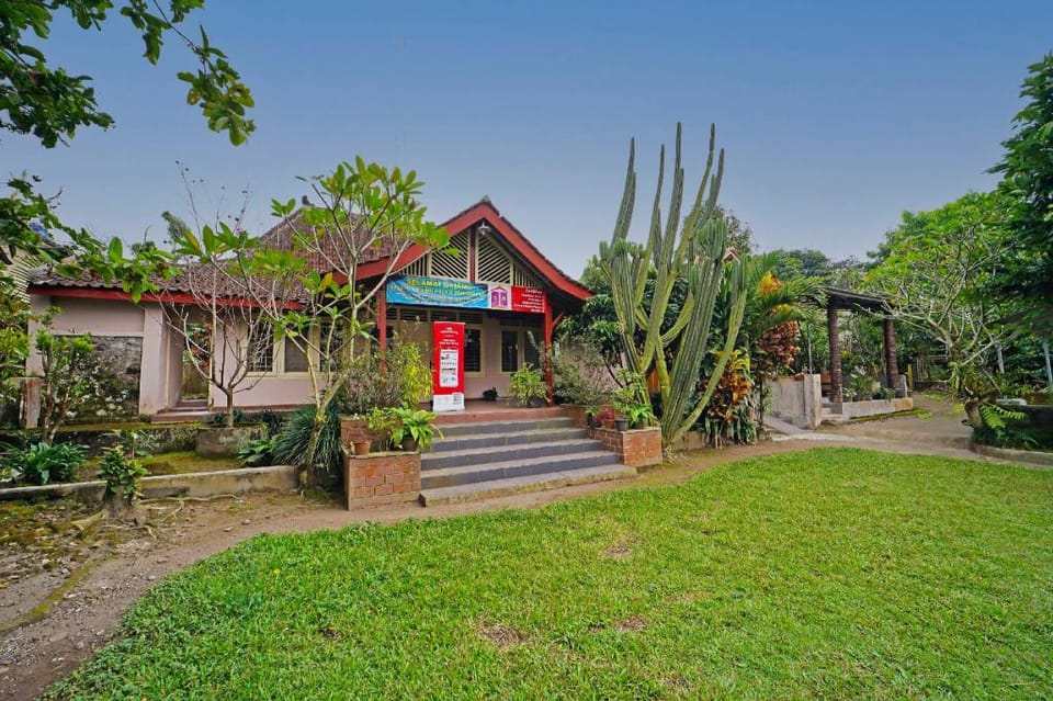 Hotel O Griya Estu Wening Hotel in Special Region of Yogyakarta