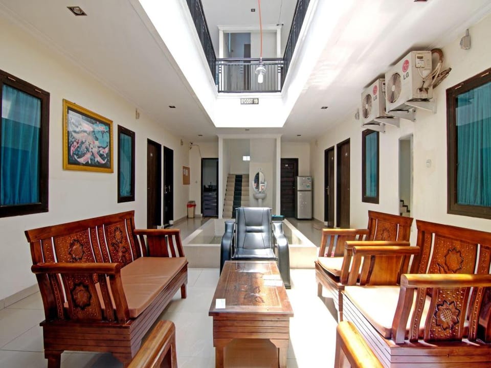 OYO 91065 Guest House 19 Syariah Hotel in West Sumatra, Indonesia
