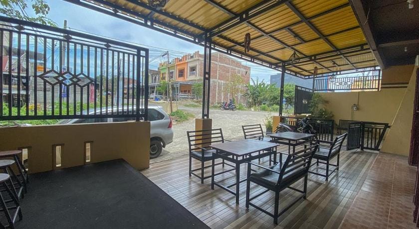Home Stay Mulyawan Syariah Sengkang Mitra RedDoorz Hotel in Indonesia