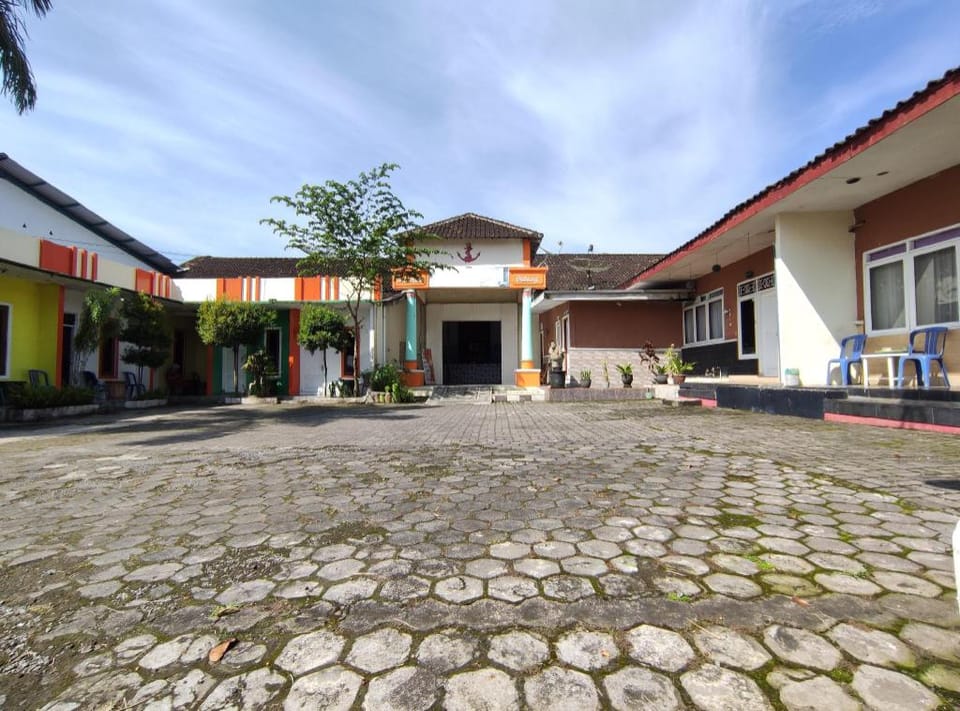 SPOT ON 91105 Hotel Salsabila Hotel in Indonesia