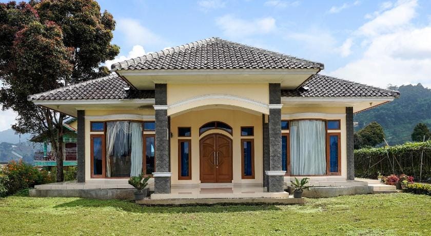 OYO Homes 91156 Eco Tourism Big Farmer Desa Kertawangi Syariah Hotel in Parongpong