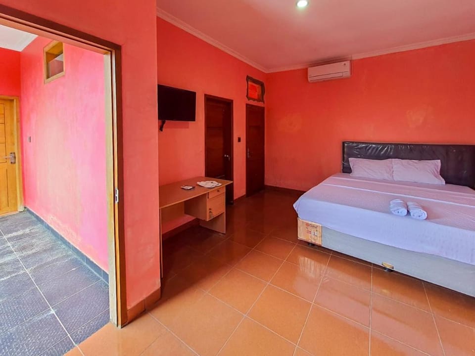 Pakde air cafe and homestay Grabag Magelang Mitra RedDoorz Hotel in Indonesia