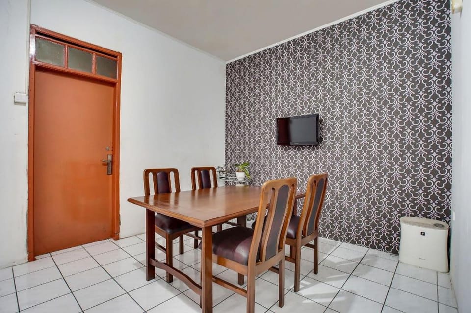 SPOT ON 91117 Sriwijaya Residence Syariah Hotel in Bandung
