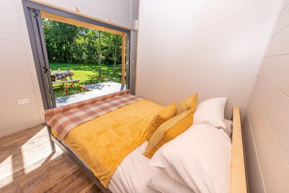 Sunset Cabins - Studio Pod-Sleeps 3-TJSSSC Vacation rental in Braunton