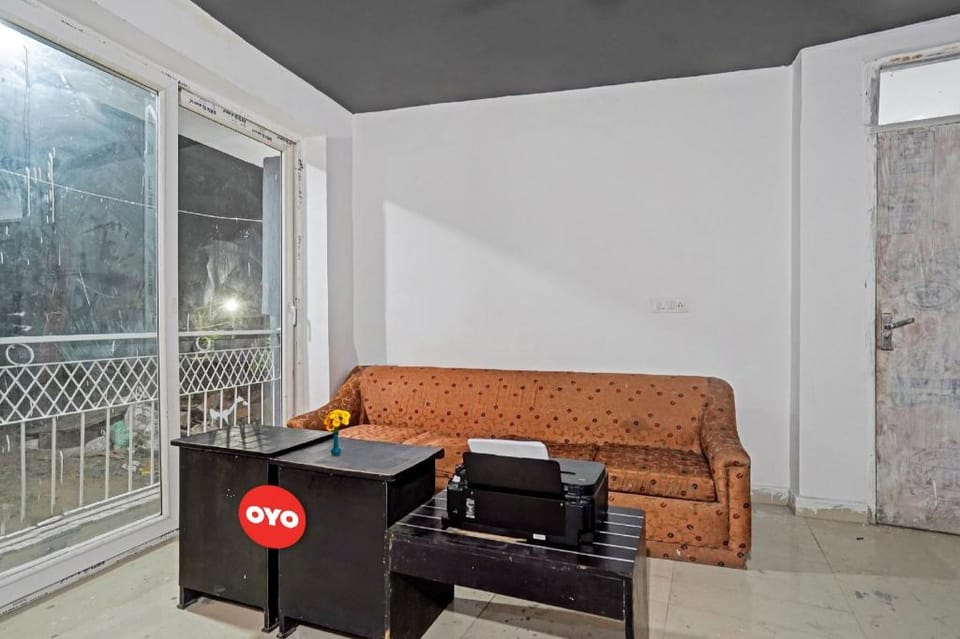 Hotel O Sunrise Villa Hotel in New Delhi