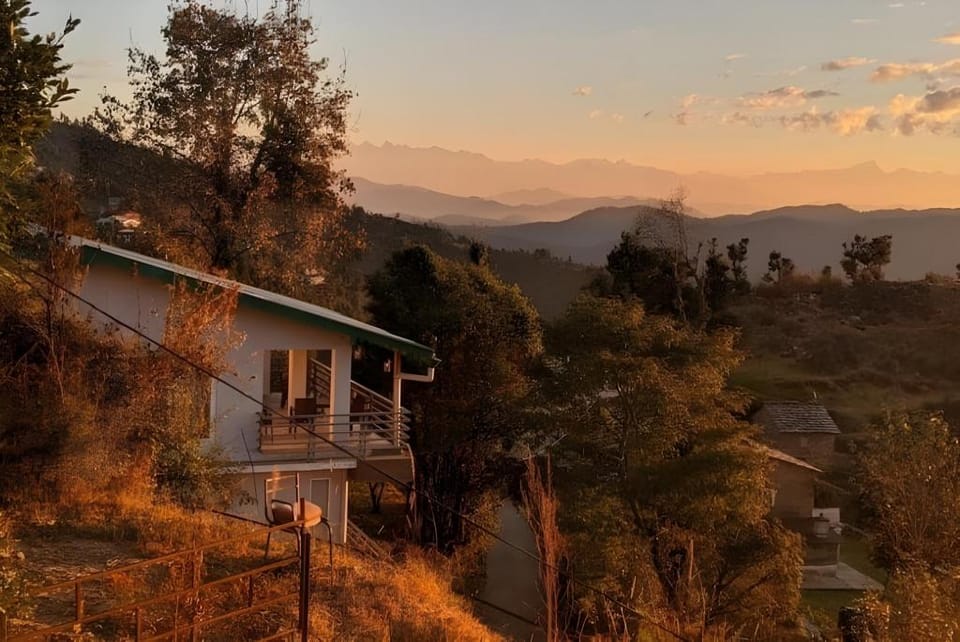 Hotel Aravali Mukteshwar Hotel in Uttarakhand