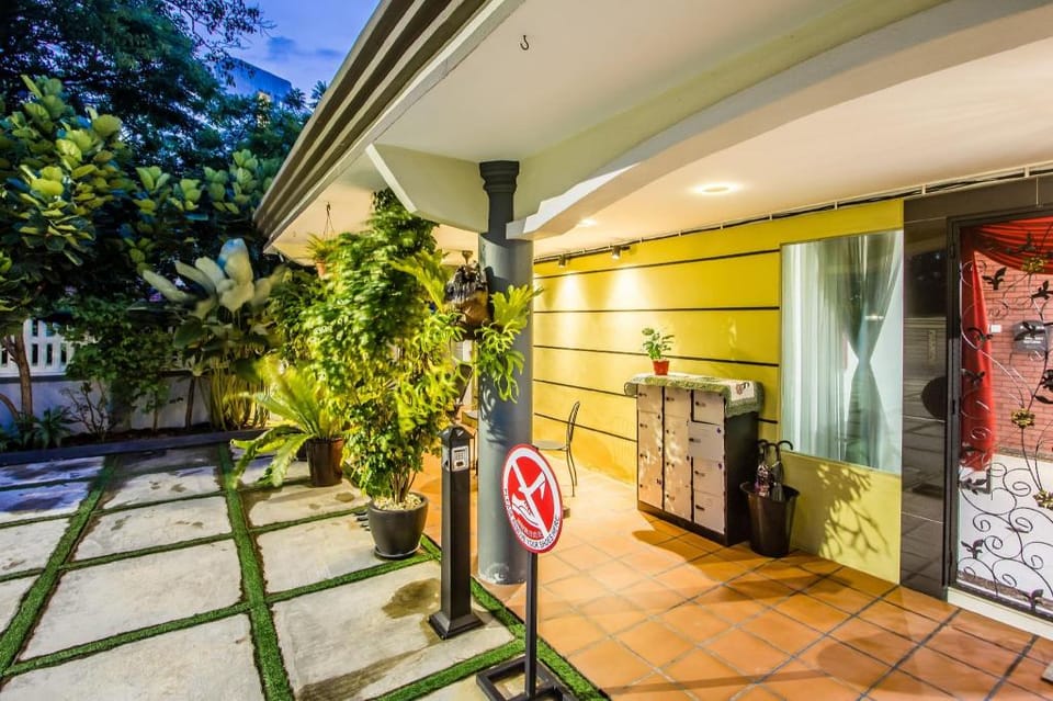 Surprised Homestay by uBook Hotel in Penang