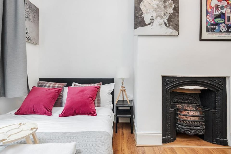 DELUXE Two Bed in >> Covent Garden << Apartment in City of Westminster