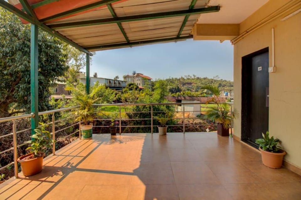 Evergreen Holidays Hotel in Maharashtra