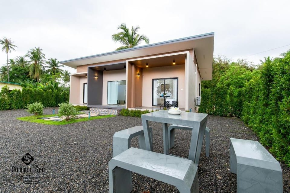 Summer Sea Villa Khanom ซัมเมอร์ซีวิลล่า ขนอม Villa in Thailand