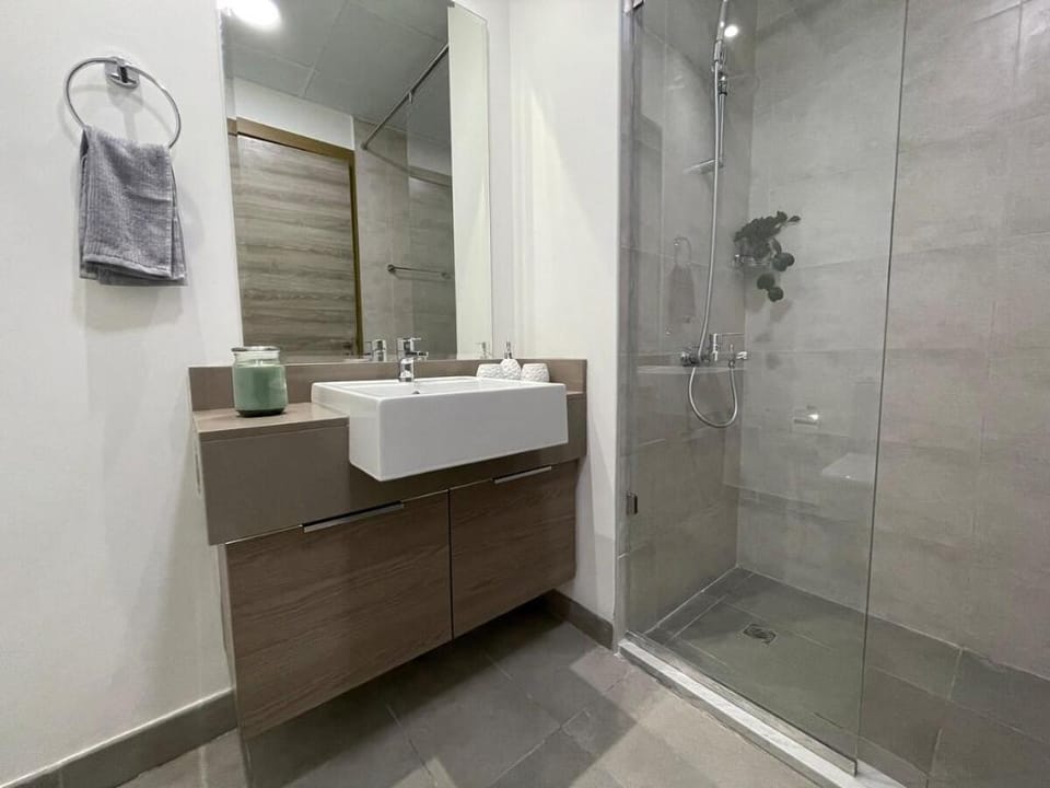 City View Condo/All Bills included/High floor 08 Vacation rental in Dubai