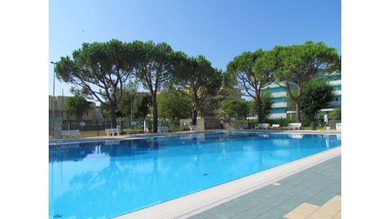 Flat in a Fantastic Resort with Swimming Pools - Tennis volleyball- kids area Vacation rental in Bibione