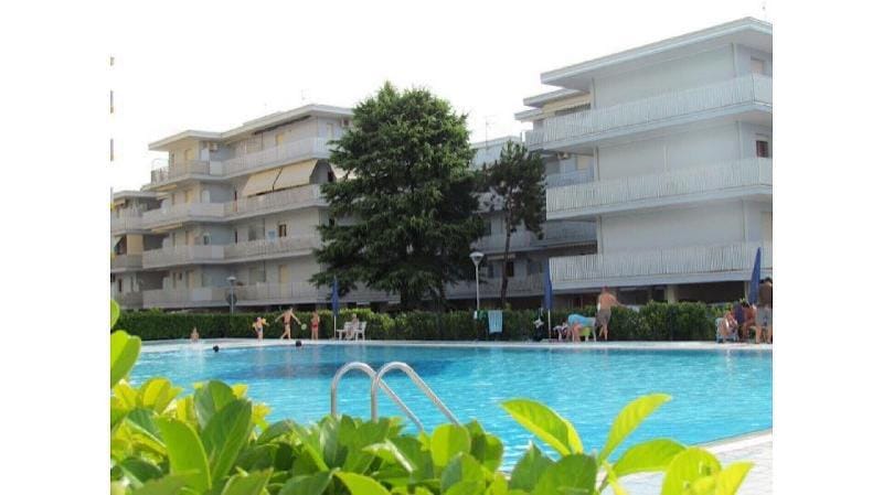 Flat in a Fantastic Resort with Swimming Pools - Tennis volleyball- kids area Vacation rental in Bibione