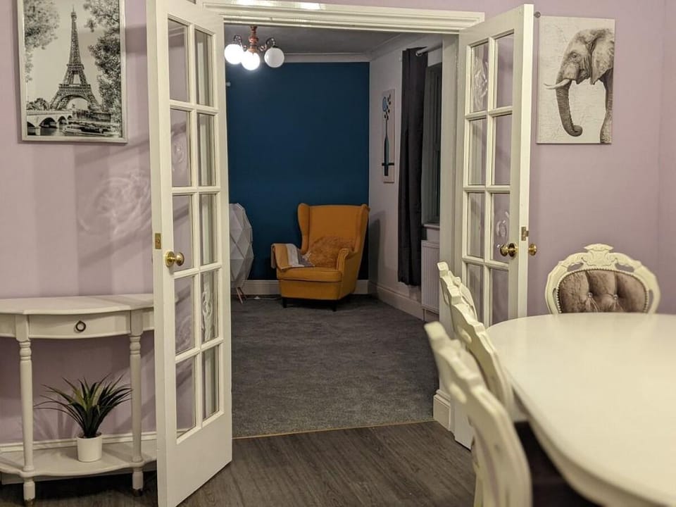 Blackwater Stays! Maldon promanade, quay and town. Vacation rental in Maldon District