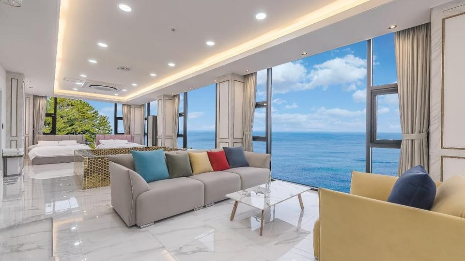 yongdeok marryel poolvilla Bed and Breakfast in South Korea