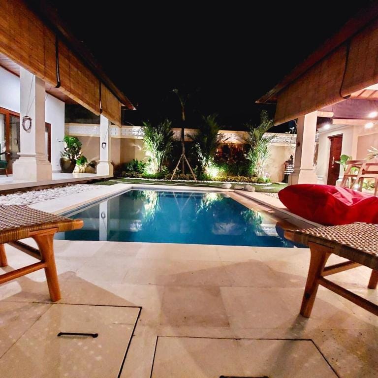 CASA LUWIH | 2BR Villa in Seminyak Area Villa in Kuta