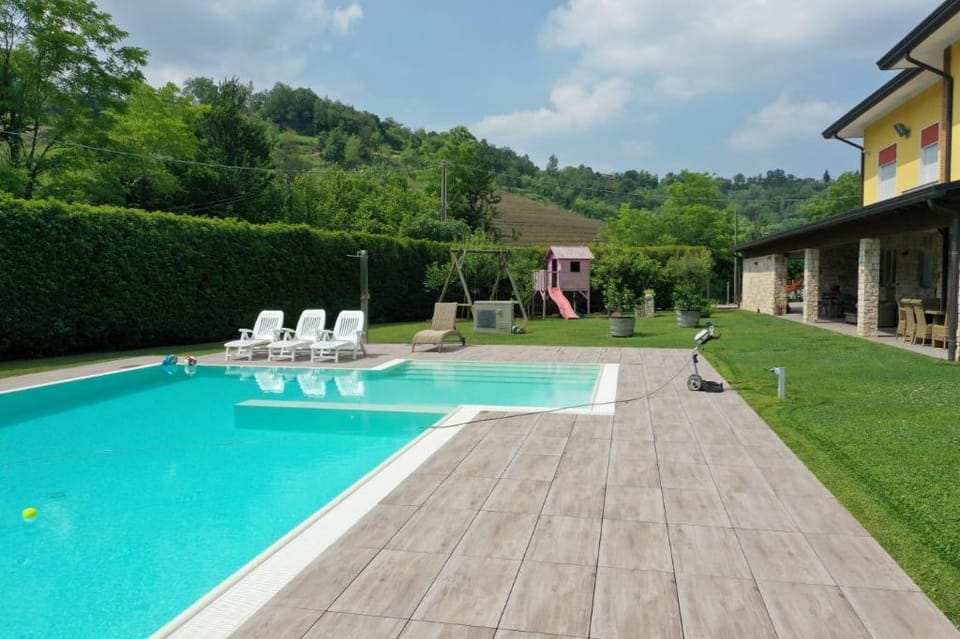 Villa with pool - Wanderlust BB Villa in Trentino-South Tyrol