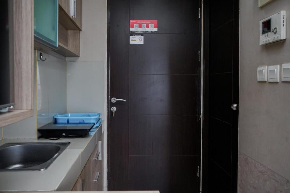 Nice Cozy Studio Atria Gading Serpong By Travelio Apartment in West Java