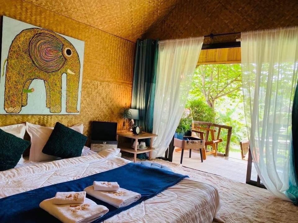 Maewang jinxiang Gold elephant park  Vacation rental in Thailand