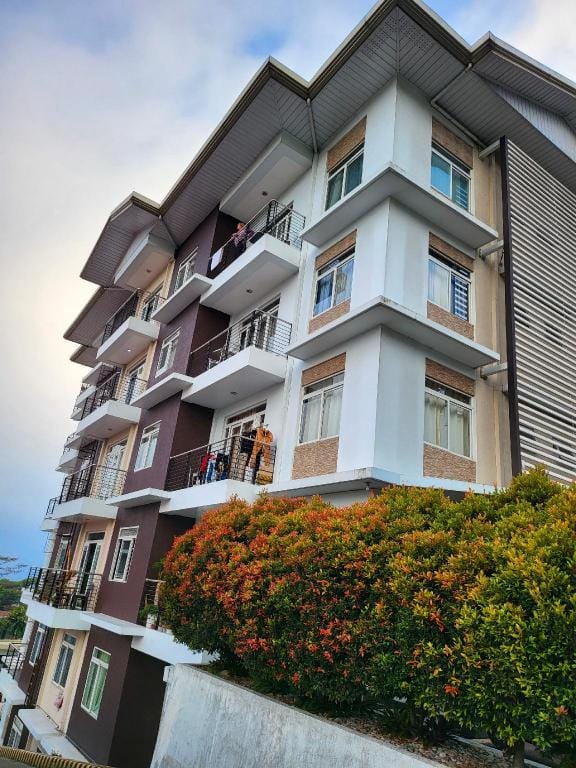 Les Sarfenelle Unit 2-B Apartment in Baguio