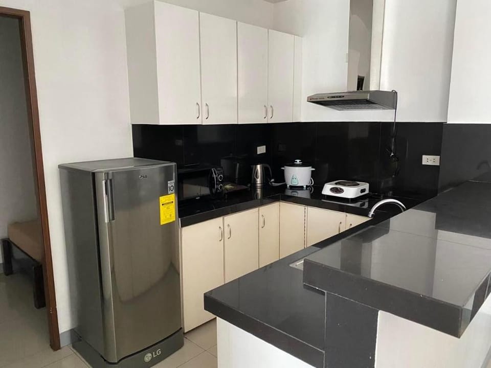 Les Sarfenelle Unit 2-B Apartment in Baguio