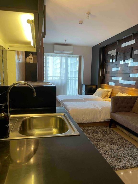 S Crib MOA complex Pasay Fast wifi and Netflix Vacation rental in Pasay