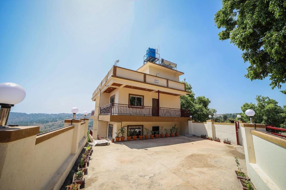 Secluded Villa in the mountains of Panchgani Villa in Maharashtra