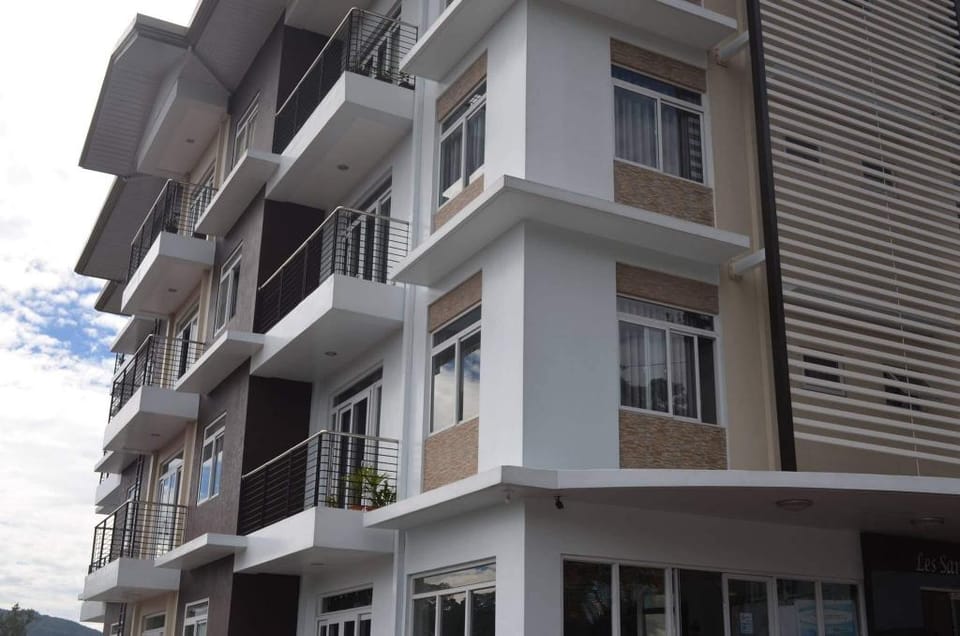 Les Sarfenelle Unit 2B-B Apartment in Baguio