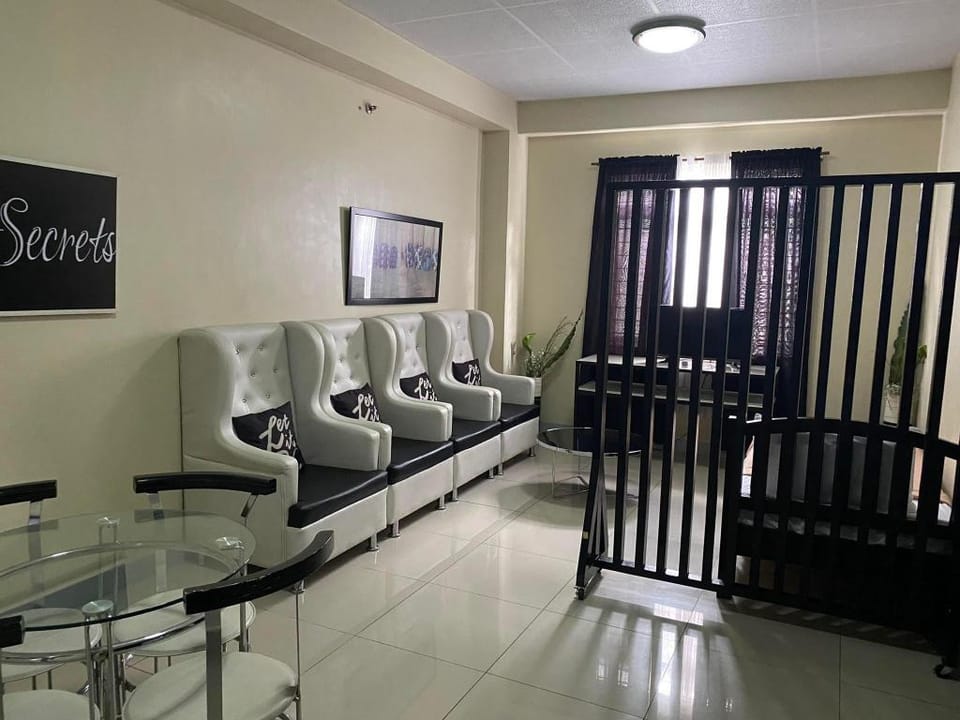 Les Sarfenelle Unit 2B-B Apartment in Baguio