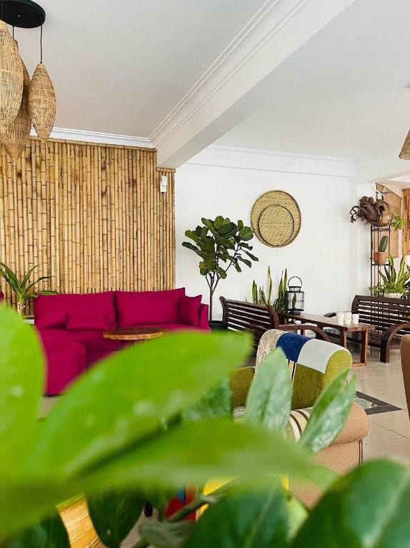 Room 103, Lovely Service Apartment with Pool Apartment in Ho Chi Minh City