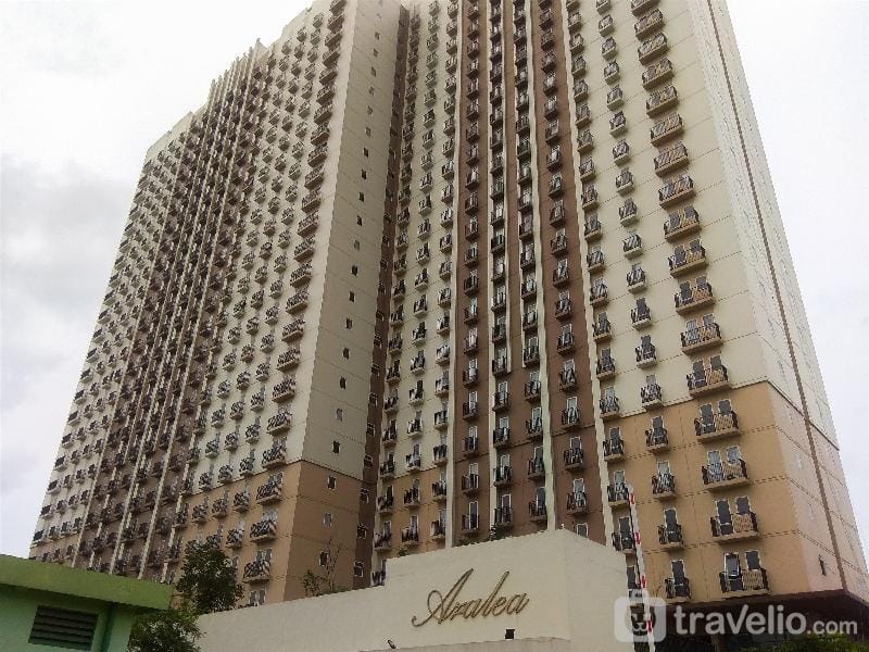 Warm and Cozy Studio at Azalea Suites By Travelio Apartment in West Java