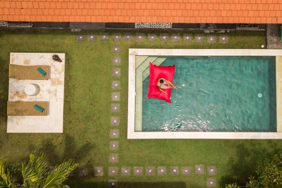 CASA BEGJA I 2BR Villa w Private Pool in Mertanadi Villa in North Kuta