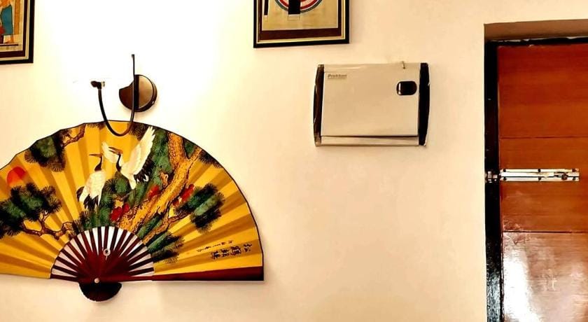 Independent European style fully furnished studio Apartment in Noida