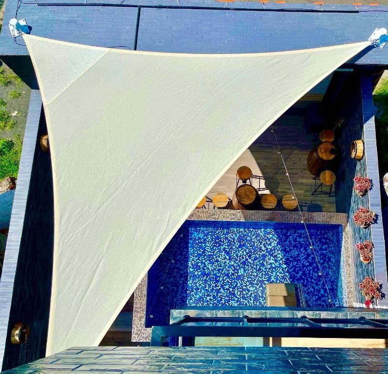 Hangover Villa Bed and Breakfast in Hengchun Township